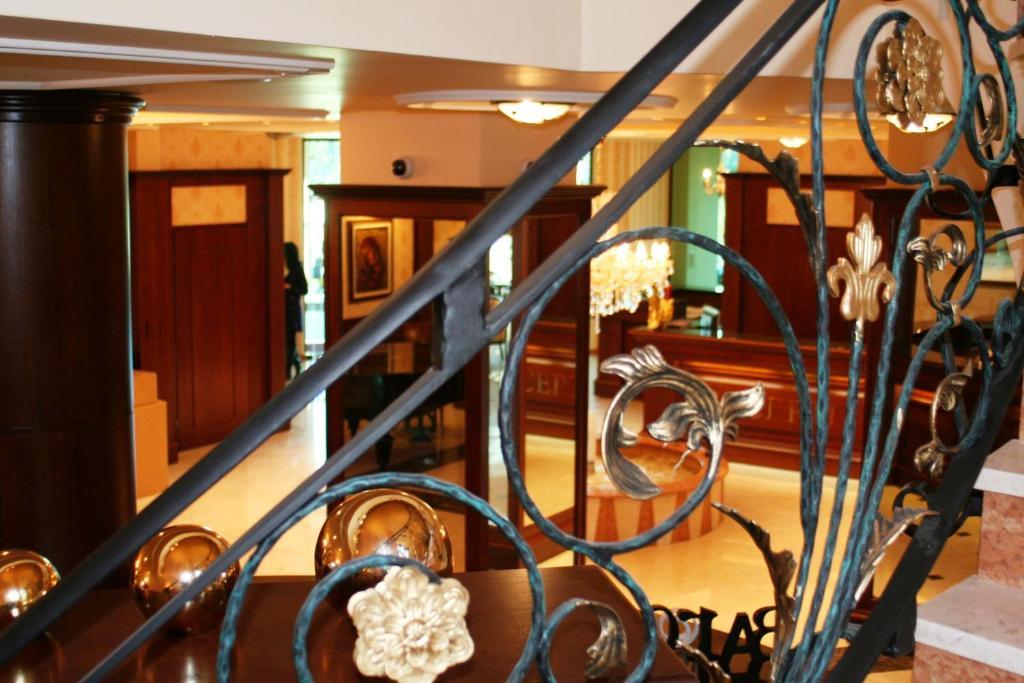 Anastasia Boutique Aparthotel Sofia Exterior photo